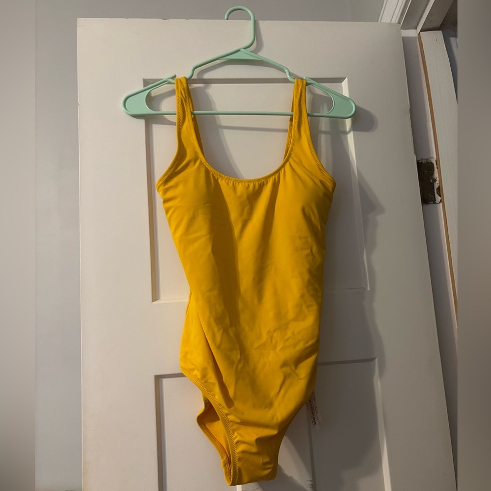 Yellow One-Piece Bathing Suit with Removable Cups Women’s Small